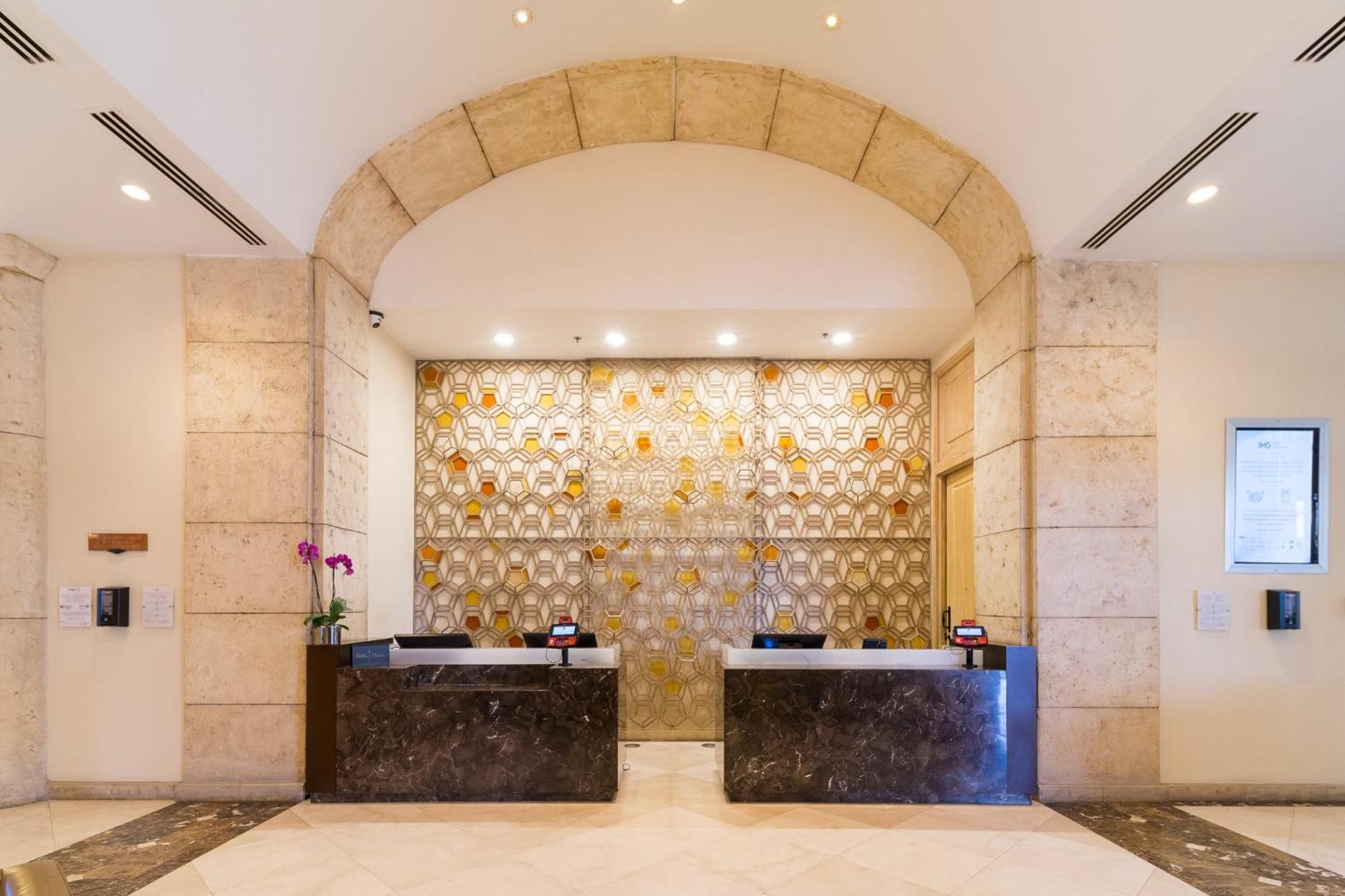 Intercontinental Tegucigalpa At Multiplaza Mall By Ihg Bagian luar foto